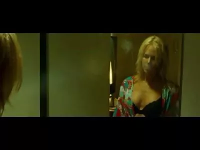可爱的黑发喜欢我的公鸡