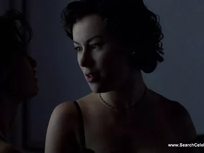 在房间里粗暴他妈的妓女