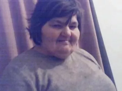 他妈的一个成人妓女在肛门
